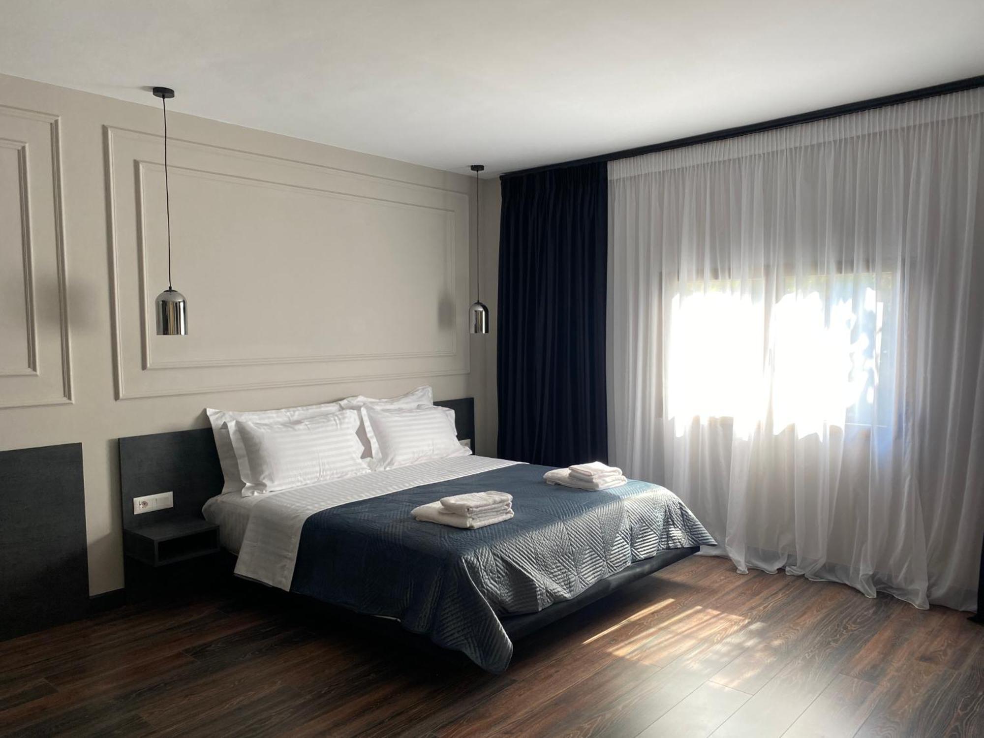 Tirana Central Rooms Pazari Экстерьер фото